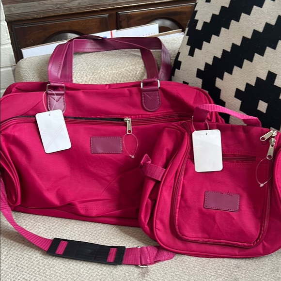 🆕2 pc Boutique Travel Bag Magenta Set - Picture 1 of 7